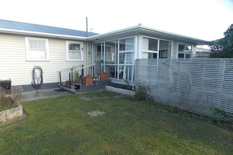 Photo of property in 45 Sutherland Crescent, Westbrook, Palmerston North, 4412