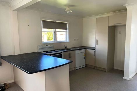 Photo of property in 2 Hazel Street, Ebdentown, Upper Hutt, 5018