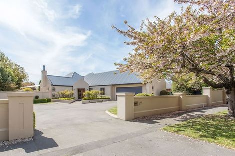Photo of property in 4 Wilkinsons Road, Harewood, Christchurch, 8051