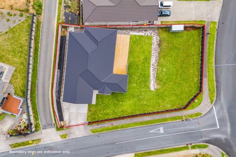 Photo of property in 23 Garrett Drive, Whalers Gate, New Plymouth, 4310