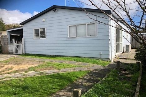 Photo of property in 8a Fordham Street, Beach Haven, Auckland, 0626