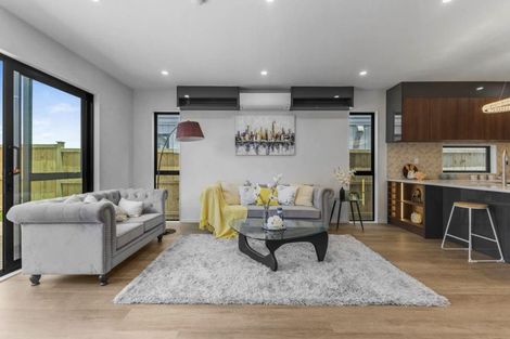 Photo of property in 14 Kapeta Lane, Karaka, Papakura, 2113