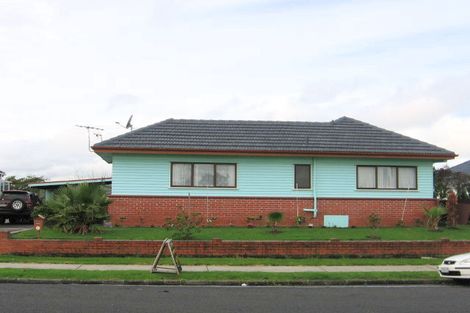 Photo of property in 18 Ranfurly Road, Alfriston, Auckland, 2105