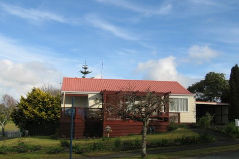 Photo of property in 1 Salmond Place, Dinsdale, Hamilton, 3204