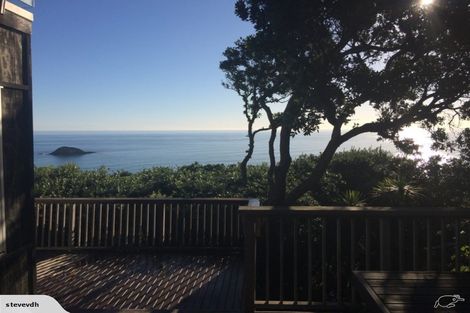 Photo of property in 13 Ngatira Road, Muriwai, Waimauku, 0881