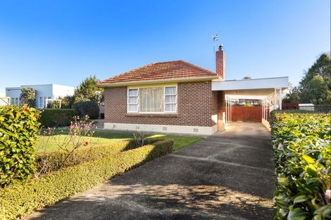 Photo of property in 79 Savage Crescent, West End, Palmerston North, 4412