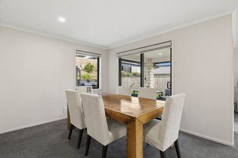 Photo of property in 14 Urumaraki Avenue, Helensville, 0800