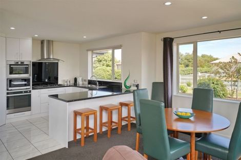 Photo of property in 17 Riverside Way, Amberley, 7410