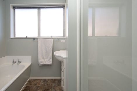 Photo of property in 209 Queenspark Drive, Parklands, Christchurch, 8083