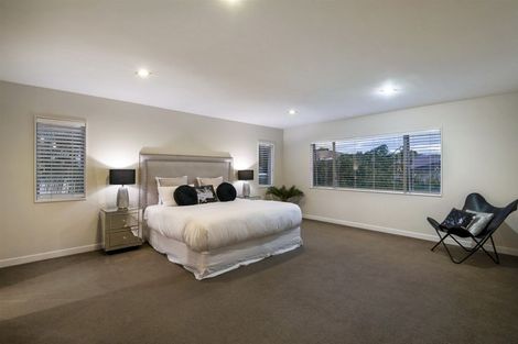 Photo of property in 15 Waitemata Road, Hauraki, Auckland, 0622