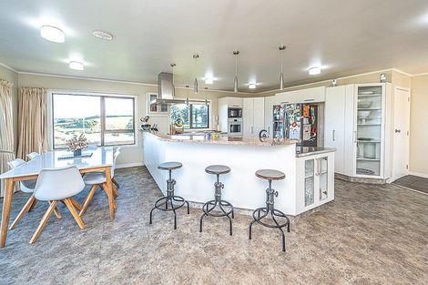 Photo of property in 1669 State Highway 3, Pakaraka, Whanganui, 4574