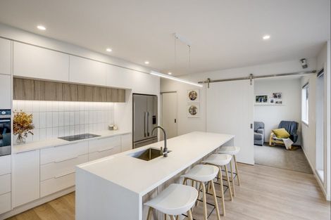 Photo of property in 12 Hikawera Drive, Frimley, Hastings, 4120