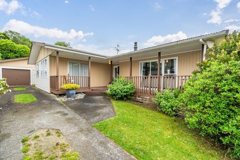 Photo of property in 36 Larchmont Grove, Totara Park, Upper Hutt, 5018