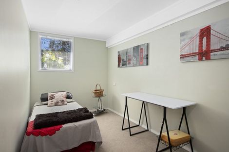 Photo of property in 12 Penguin Street, Leigh, 0985