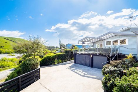 Photo of property in 5 Mcgillivray Street, Domett, 7383