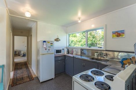 Photo of property in 25 Te Moana Road, Waikanae Beach, Waikanae, 5036