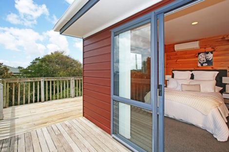 Photo of property in 41 Clarks Beach Road, Clarks Beach, 2122