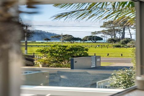 Photo of property in 517b Ocean Road, Whangamata, 3620