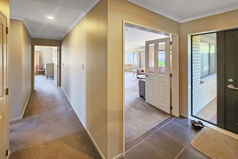 Photo of property in 2 Percy Kinsman Crescent, Riverstone Terraces, Upper Hutt, 5018