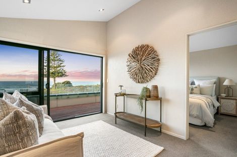 Photo of property in 208a Marine Parade, Mount Maunganui, 3116