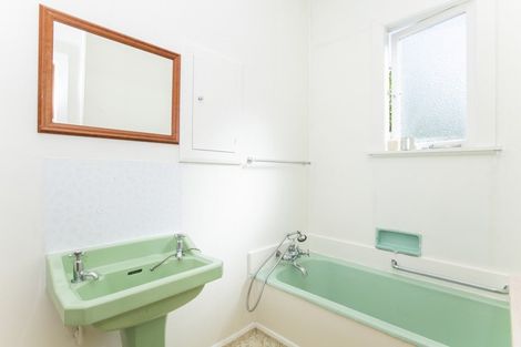 Photo of property in 11 Sievwright Lane, Whataupoko, Gisborne, 4010