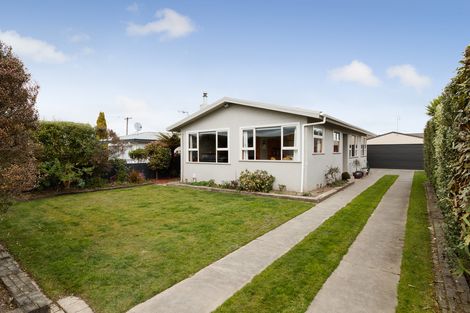 Photo of property in 10 Wood Street, Takaro, Palmerston North, 4410