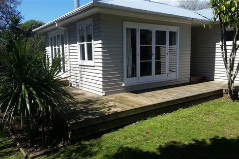 Photo of property in 1/43 Belt Road, Moturoa, New Plymouth, 4310