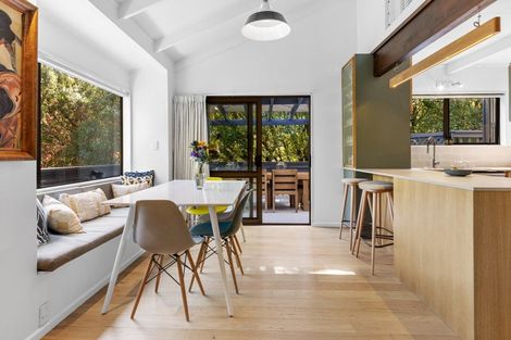 Photo of property in 9 Shalamar Drive, Cashmere, Christchurch, 8022