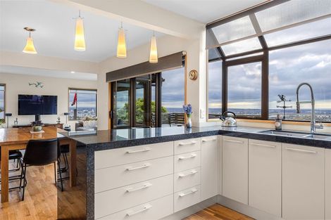 Photo of property in 85a Huntsbury Avenue, Huntsbury, Christchurch, 8022