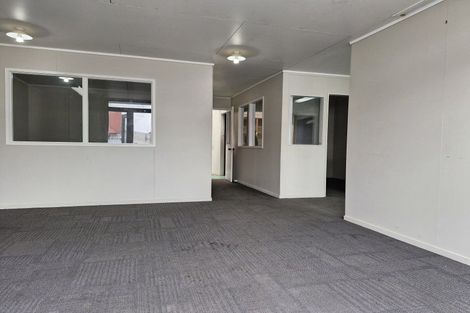 Photo of property in 1/73 Lake Road, Northcote, Auckland, 0627