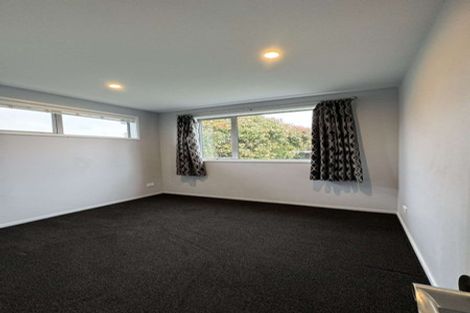 Photo of property in 17 Royal Park Drive, Parklands, Christchurch, 8083
