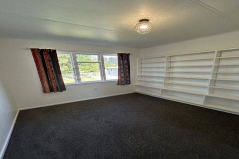 Photo of property in 84 Kuratawhiti Street, Greytown, 5712