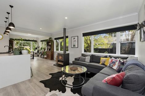 Photo of property in 77 Insoll Avenue, Enderley, Hamilton, 3214