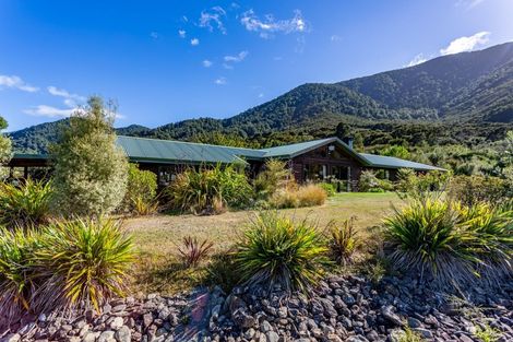 Photo of property in 12 Tai Close, Kaiuma Bay, Havelock, 7178