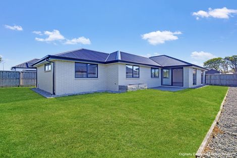 Photo of property in 13 Quinn Crescent, Woodend, 7610