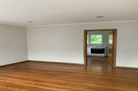 Photo of property in 1/6 Catalina Crescent, Forrest Hill, Auckland, 0620