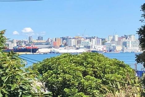 Photo of property in 1/2a Spring Street, Devonport, Auckland, 0624