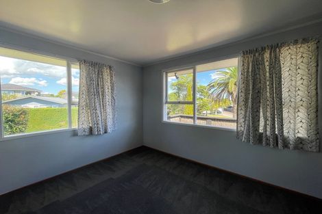 Photo of property in 26 Malvina Place, Bucklands Beach, Auckland, 2014