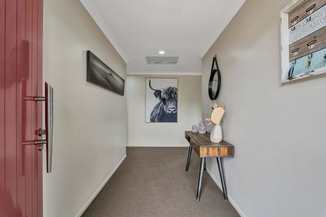 Photo of property in 4 Larlin Drive, Hawera, 4675