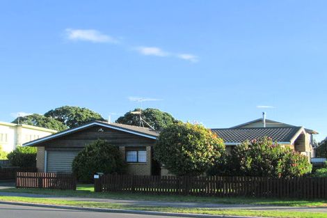 Photo of property in 170b Centreway Road, Orewa, 0931