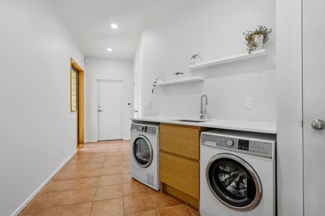 Photo of property in 5 Curnow Place, Leamington, Cambridge, 3432