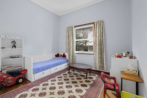 Photo of property in 1/221 Onewa Road, Birkenhead, Auckland, 0626