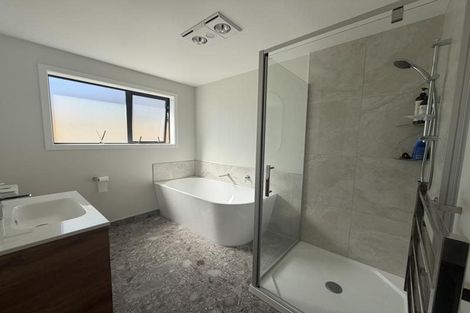 Photo of property in 44a Michael Road, Paraparaumu Beach, Paraparaumu, 5032