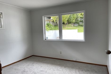 Photo of property in 27 Beaudine Avenue, Glenfield, Auckland, 0629