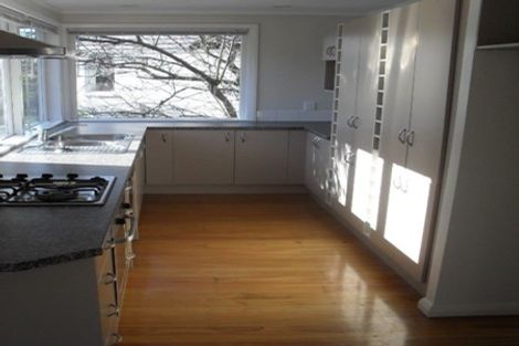 Photo of property in 2a Exmouth Road, Northcote, Auckland, 0627