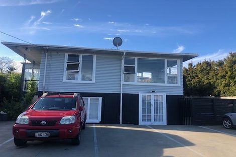 Photo of property in 2/61 Forrest Hill Road, Milford, Auckland, 0620