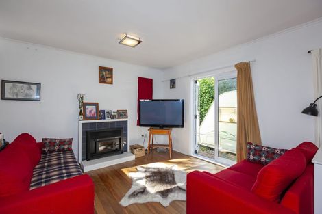 Photo of property in 3 Clarkes Crescent, Paekakariki, 5034