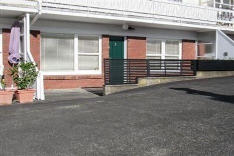 Photo of property in 2/40 Vauxhall Road, Devonport, Auckland, 0624