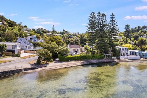 Photo of property in 89 Paremata Road, Paremata, Porirua, 5024