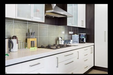 Photo of property in 29 Dressage Lane, Greenhithe, Auckland, 0632